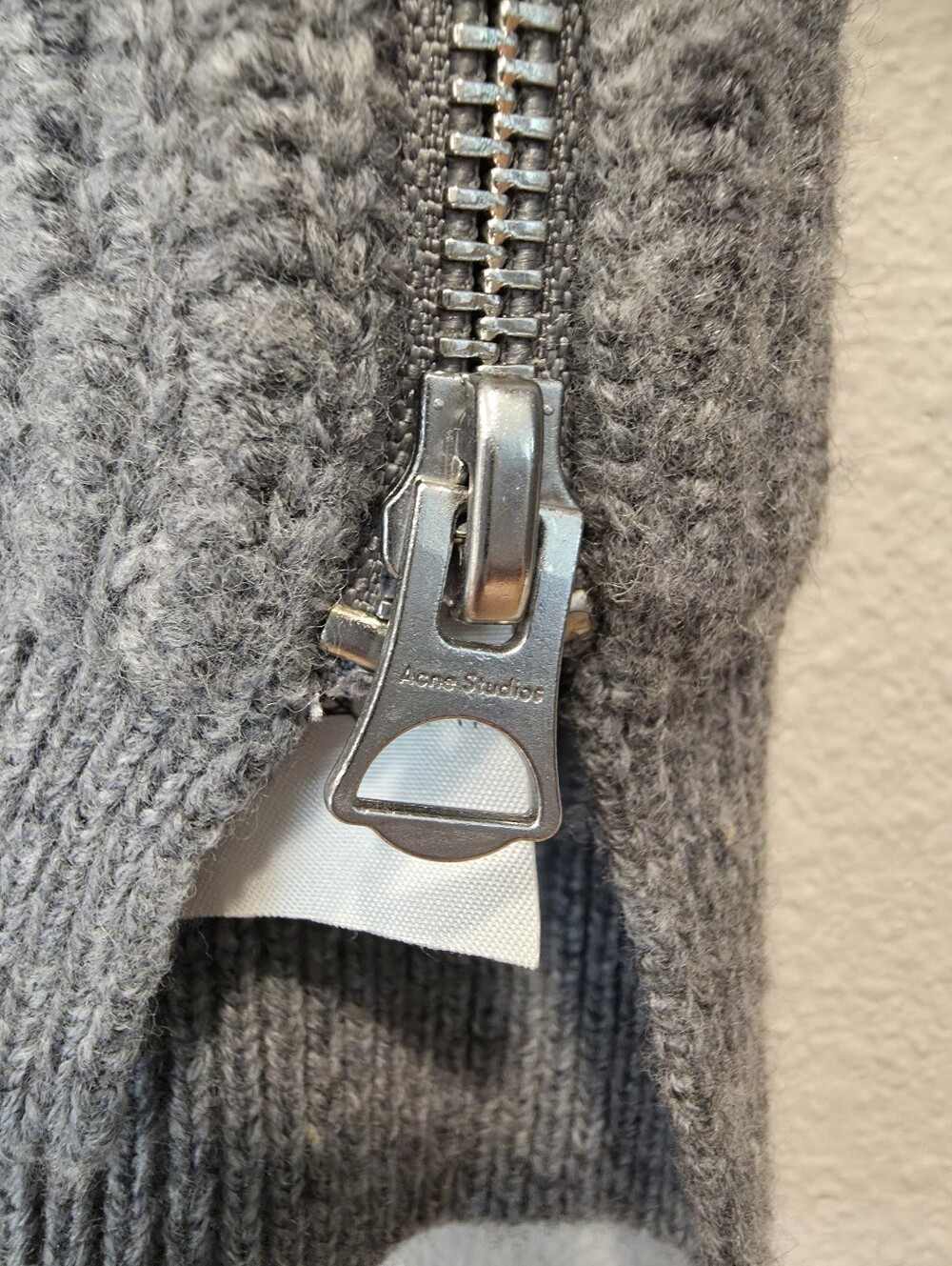 Acne Studios Java Ribbed Wool Side Zip Gray Sweater - Picture 5 of 8